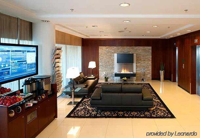 מלון Courtyard By Marriott Duesseldorf Hafen מראה פנימי תמונה