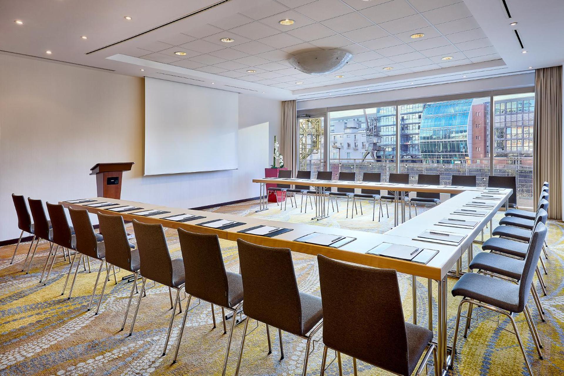 מלון Courtyard By Marriott Duesseldorf Hafen מראה חיצוני תמונה