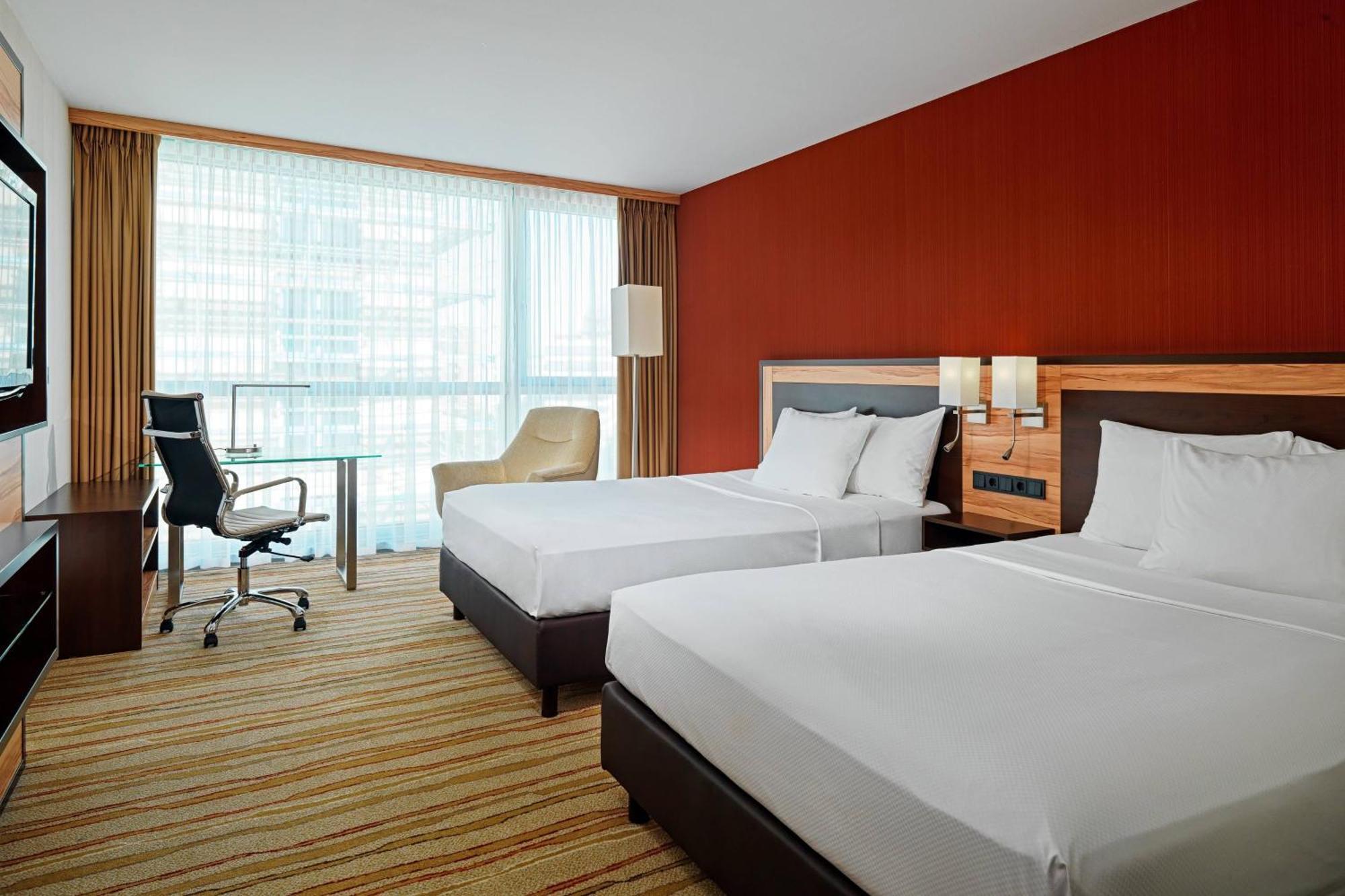 מלון Courtyard By Marriott Duesseldorf Hafen מראה חיצוני תמונה