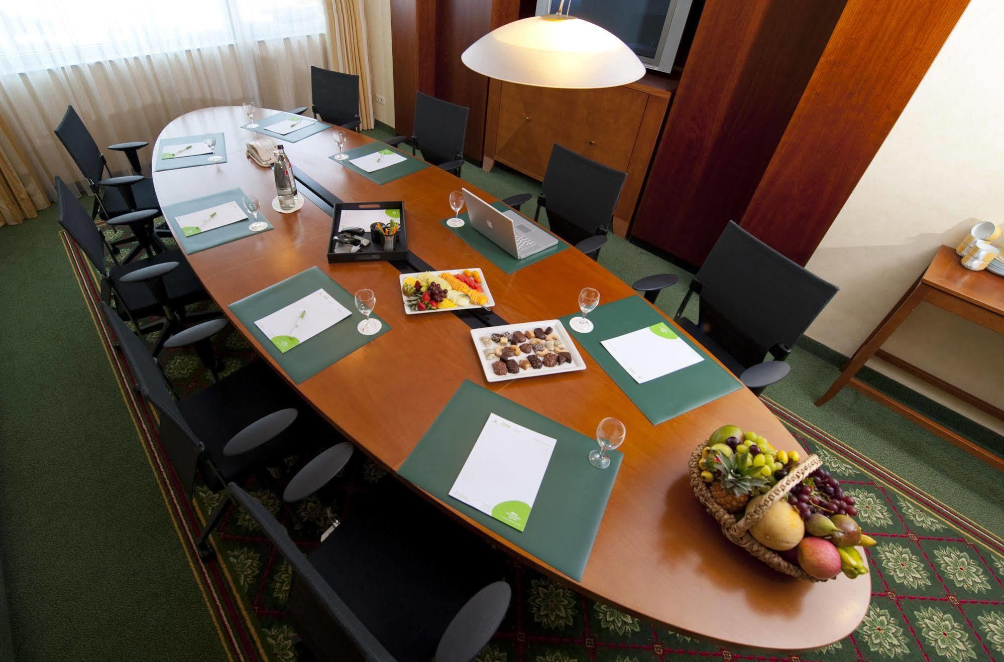 מלון Courtyard By Marriott Duesseldorf Hafen מראה חיצוני תמונה