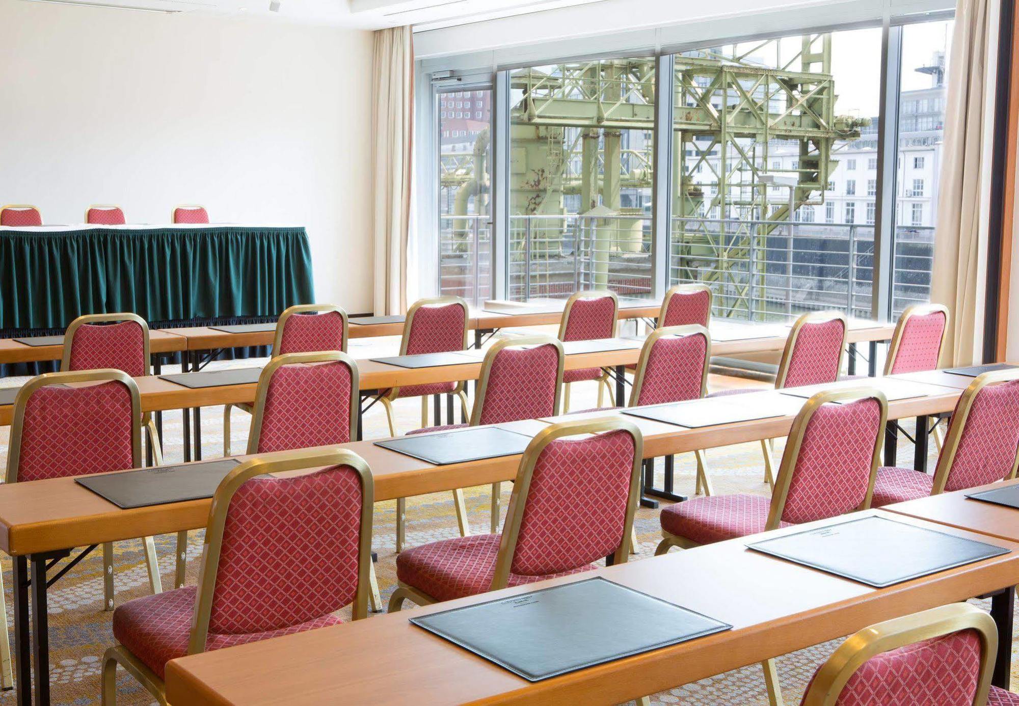 מלון Courtyard By Marriott Duesseldorf Hafen מראה חיצוני תמונה