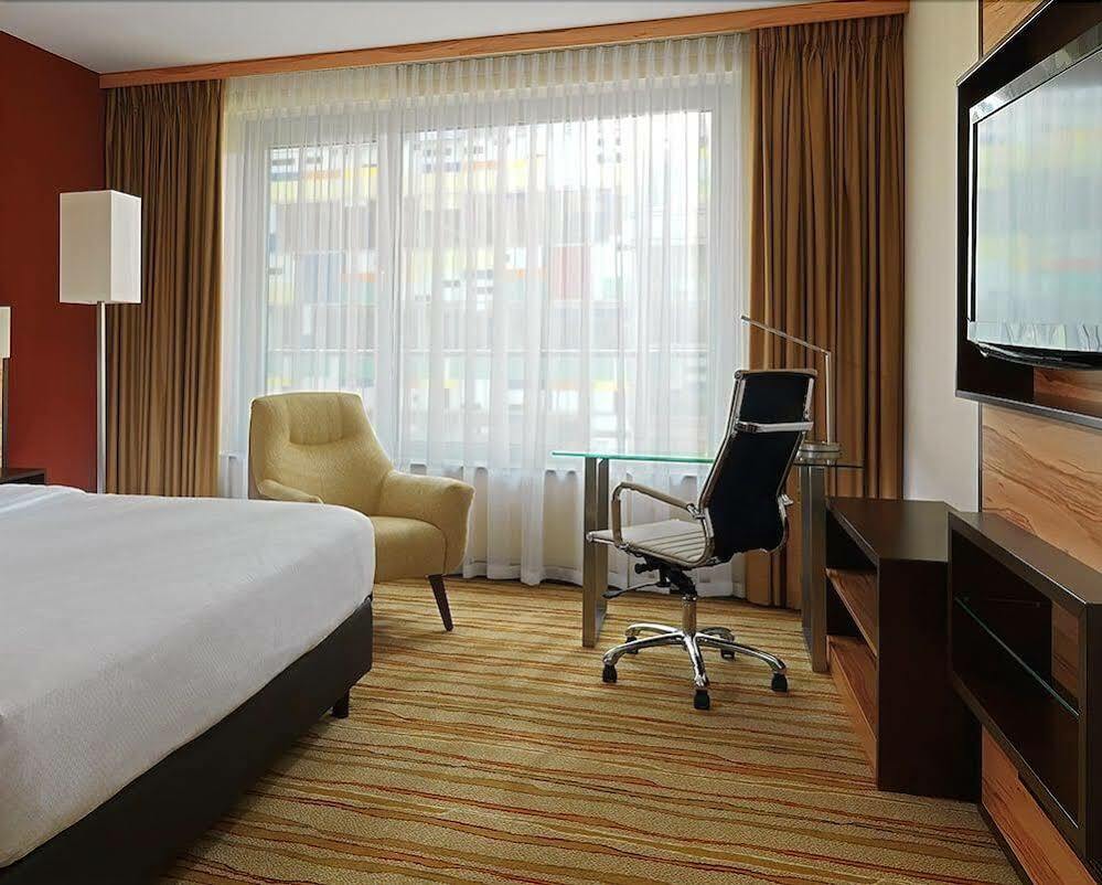 מלון Courtyard By Marriott Duesseldorf Hafen מראה חיצוני תמונה